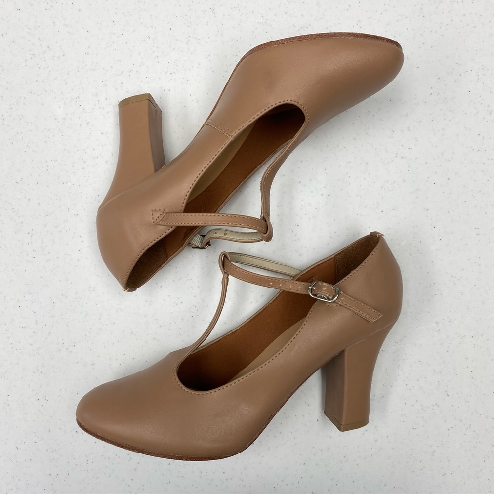 So Danca Character Dance Dancing Shoes T-Strap Caramel Color Size 9 1/2 M